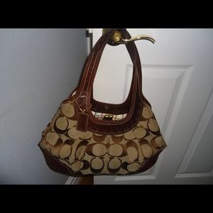 Coach Signature Shoulder Bag